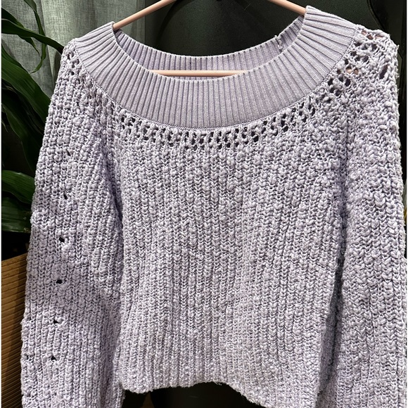Knitted lilac crop sweater - Picture 9 of 11
